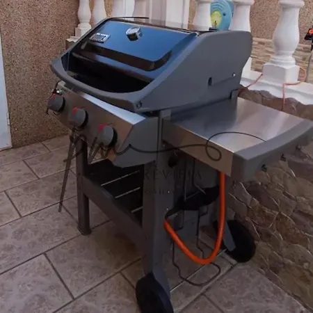 Pmt07 - Townhouse With Pool And Barbeque
